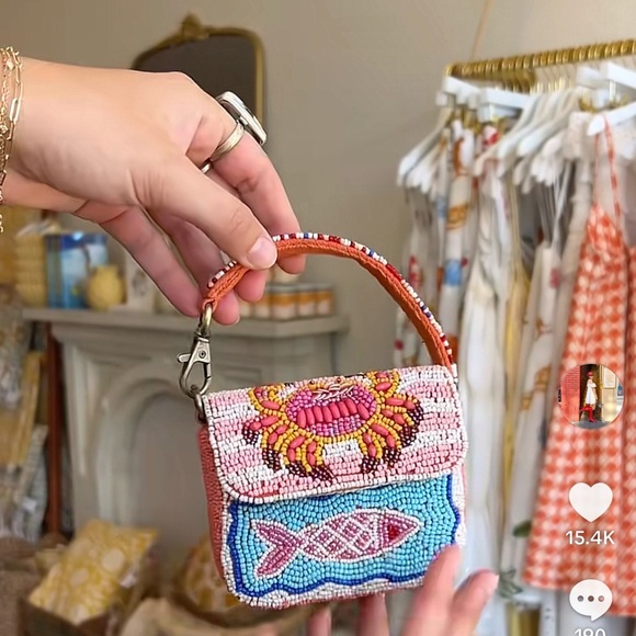 America and beyond mini beaded crab and sardine Colorful Beaded mini purse - Picture 8 of 8